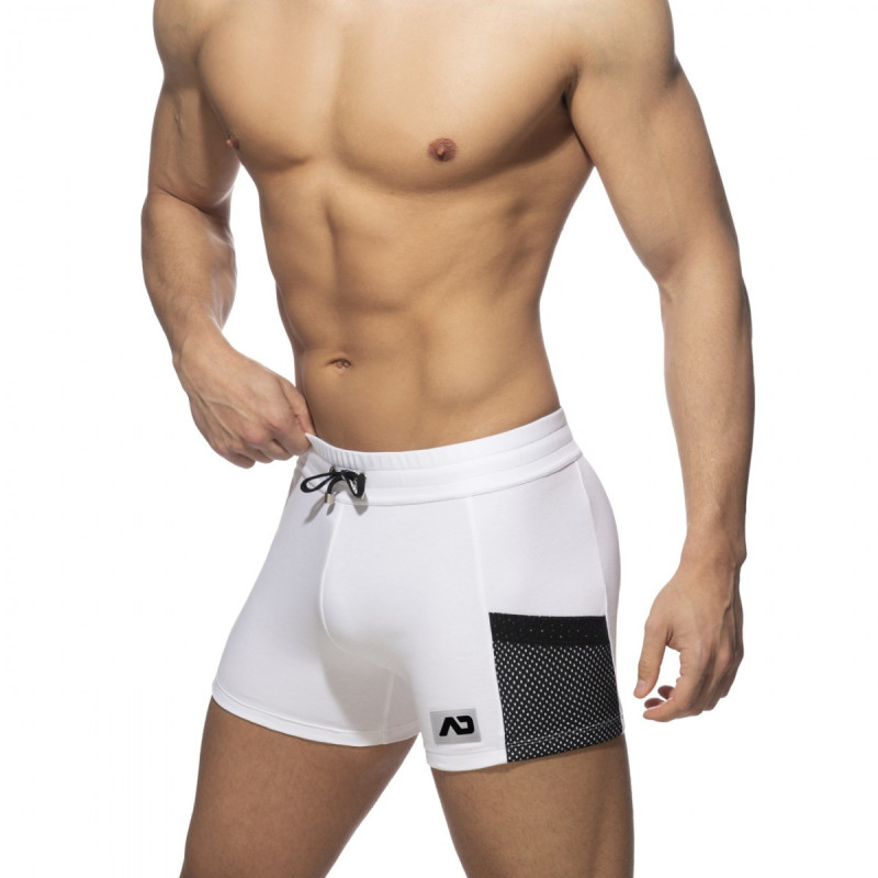 Addicted Pocket Sport Shorts white