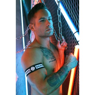 BREEDWELL Daddy's Favorite Armbands Black