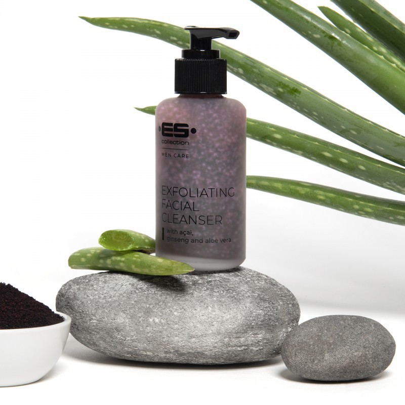 ES Cosmetics Exfoliating Cleanser